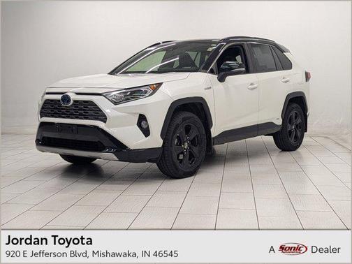 2019 Toyota RAV4 Hybrid SE