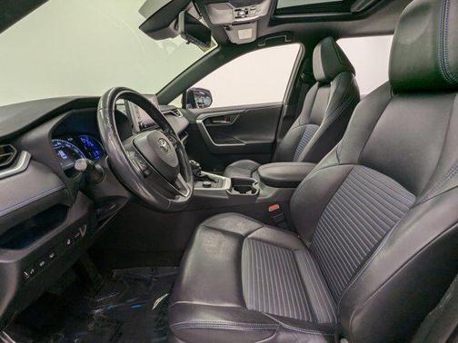 2019 Toyota RAV4 Hybrid SE