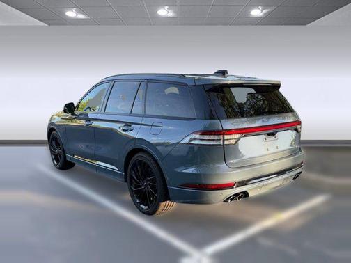 Whisper Blue Metallic Clearcoat 2025 Lincoln Aviator Reserve AWD