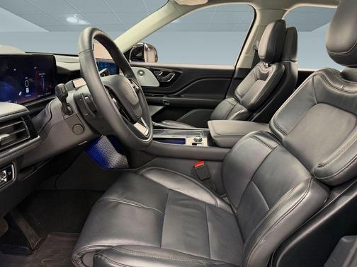 Whisper Blue Metallic Clearcoat 2025 Lincoln Aviator Reserve AWD
