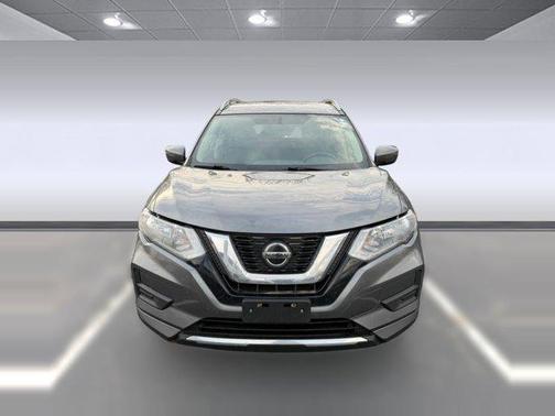 Gun Metallic 2018 Nissan Rogue SV