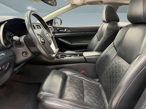 Pearl White Tricoat 2019 Nissan Maxima 3.5 Platinum