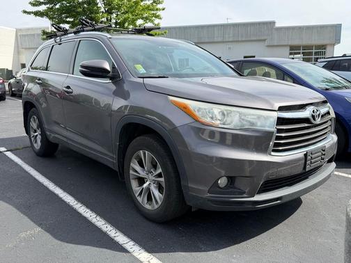 Predawn Gray Mica 2015 Toyota Highlander XLE