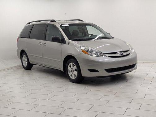 2006 Toyota Sienna LE