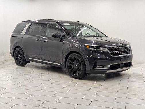2024 Kia Carnival SX