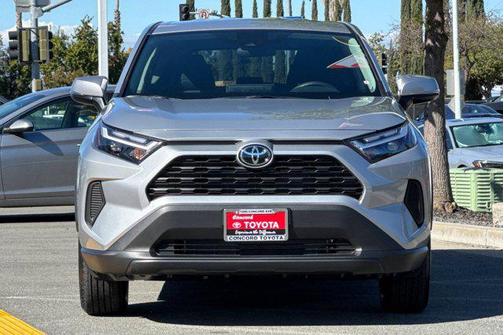 2025 Toyota RAV4 LE