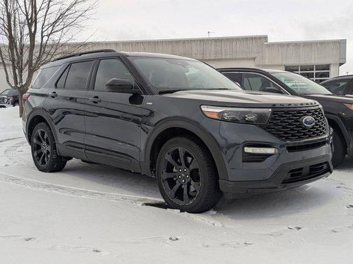 2022 Ford Explorer ST-Line