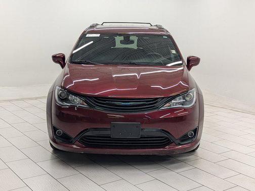 2019 Chrysler Pacifica Hybrid Touring L
