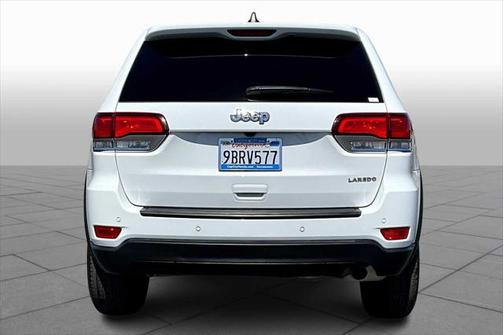 2022 Jeep Grand Cherokee Laredo