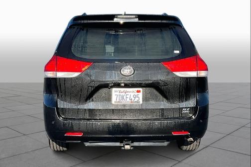 2014 Toyota Sienna XLE