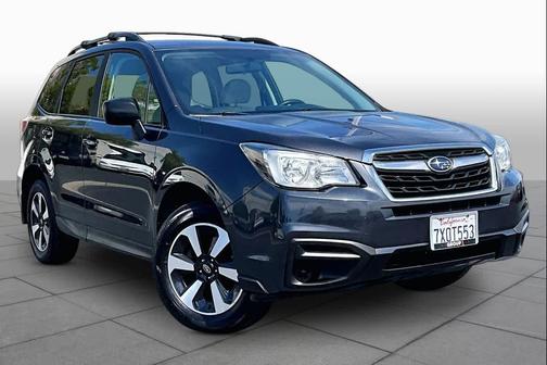 Dark Gray Metallic 2017 Subaru Forester 2.5i