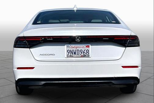 Platinum White Pearl 2024 Honda Accord LX 1.5T