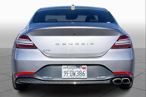 2023 Genesis G70 2.0T RWD