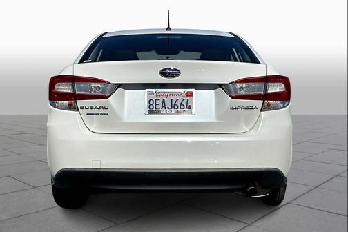 2018 Subaru Impreza 2.0i