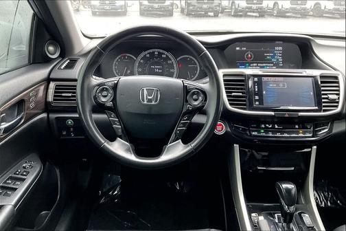 2017 Honda Accord EX-L w/Navigation & Honda Sensing