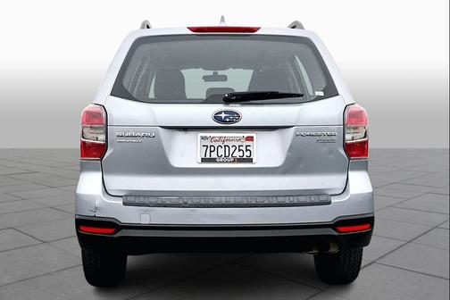 2016 Subaru Forester 2.5i