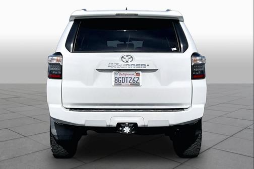 Super White 2018 Toyota 4Runner SR5 Premium