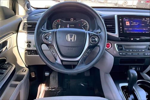 Crystal Black Pearl 2016 Honda Pilot EX
