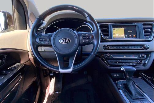Platinum Graphite 2018 Kia Sedona SX
