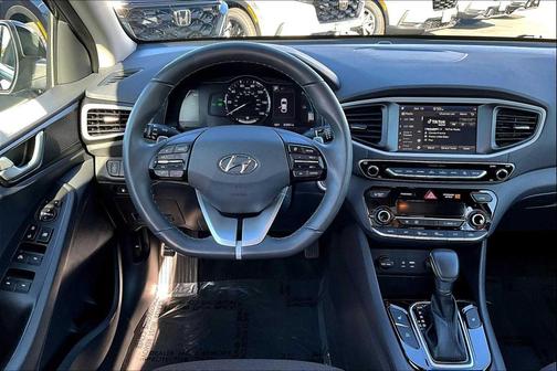 2019 Hyundai IONIQ Plug-In Hybrid Base