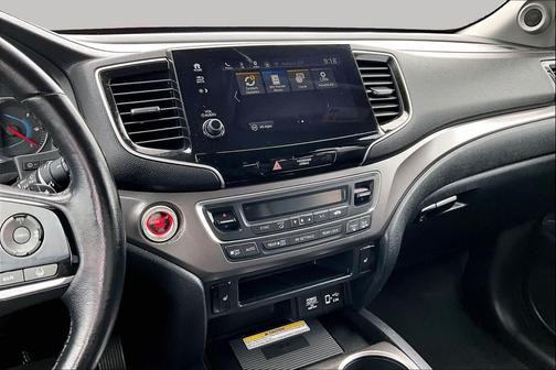 Platinum White Pearl 2021 Honda Pilot AWD Special Edition