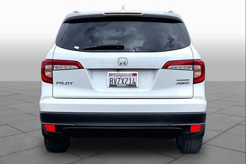 Platinum White Pearl 2021 Honda Pilot AWD Special Edition