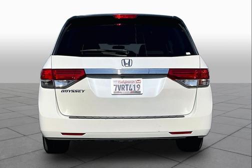 White Diamond Pearl 2016 Honda Odyssey LX