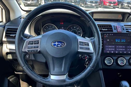 Ice Silver Metallic 2014 Subaru XV Crosstrek 2.0i Limited