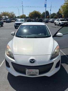 2013 Mazda Mazda3 i SV