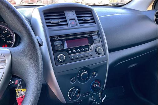 2018 Nissan Versa 1.6 SV