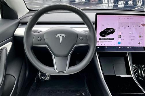 2020 Tesla Model 3 Standard Range