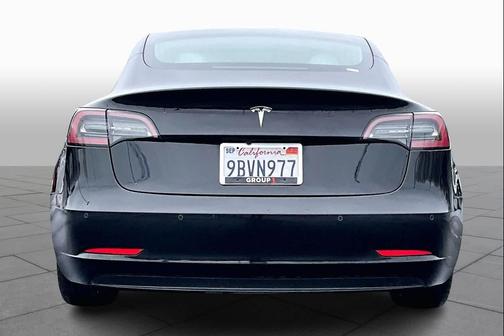 2020 Tesla Model 3 Standard Range
