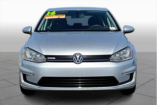 2016 Volkswagen e-Golf SE