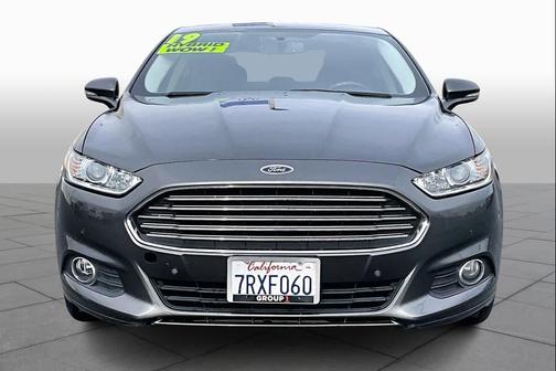 2016 Ford Fusion Hybrid SE