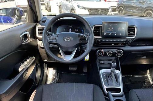 2023 Hyundai VENUE SE
