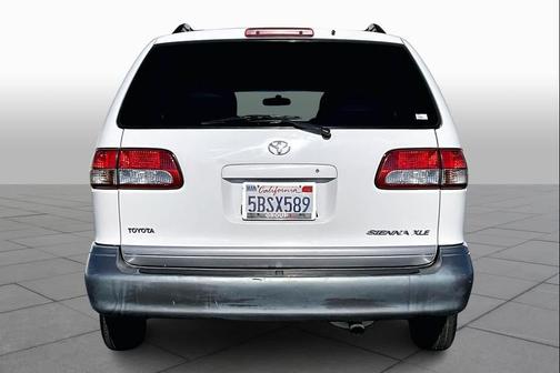 2003 Toyota Sienna XLE