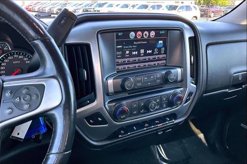 Summit White 2017 GMC Sierra 1500 SLT