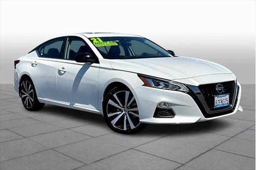 2021 Nissan Altima SR FWD