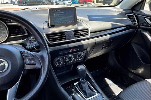 2016 Mazda Mazda3 i Sport