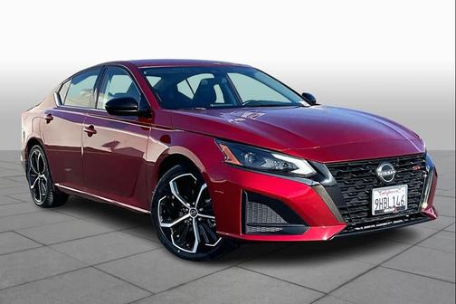 2023 Nissan Altima SR FWD