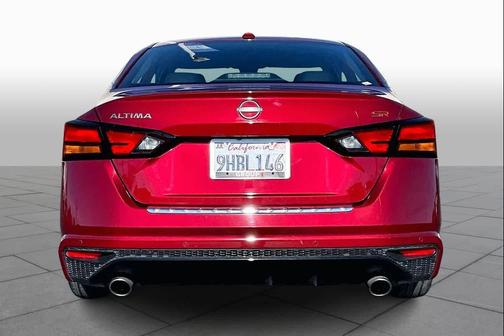 2023 Nissan Altima SR FWD