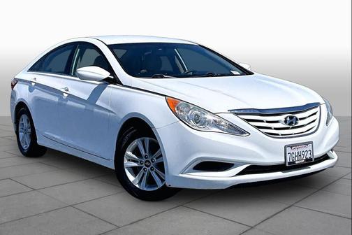 Shimmering White 2013 Hyundai SONATA GLS