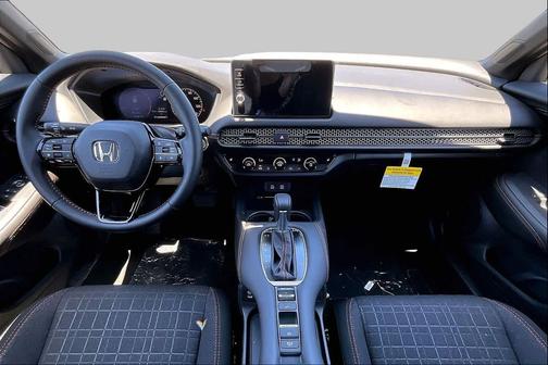 Nordic Forest Pearl 2027 Honda HR-V Sport
