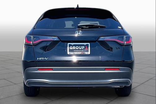 Crystal Black Pearl 2026 Honda HR-V LX