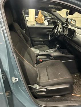 2024 Honda HR-V 2WD Sport