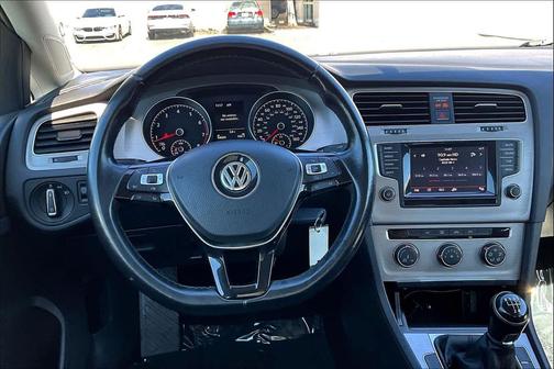 2015 Volkswagen Golf TSI S 2-Door
