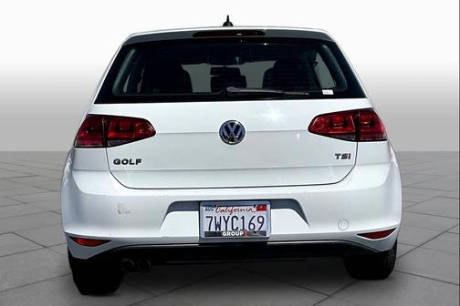 2015 Volkswagen Golf TSI S 2-Door