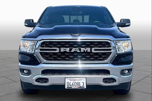Diamond Black Crystal Pearlcoat 2022 RAM 1500 Big Horn/Lone Star