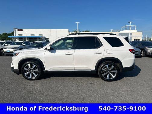 Platinum White Pearl 2025 Honda Pilot