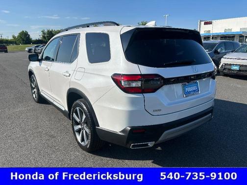 Platinum White Pearl 2025 Honda Pilot